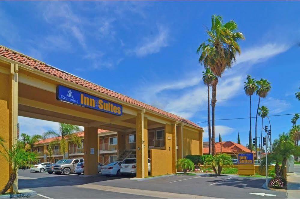 Riverside Inn & Suites Exterior foto